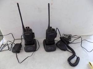 lot 65 image: 2 - Walkies Talkies 2 way Radios - With Chargers -Kenwood KSC-35S