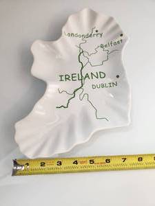 2 Collectible Map Plates - Ireland and England