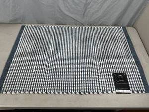 New Moda Toledo Bath Mat