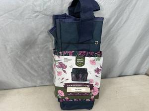 New 8 Pocket Gardening Tote