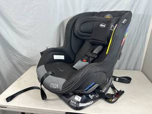 New Display Model Chicco NextFit Max Convertible Car Seat -$300 retail