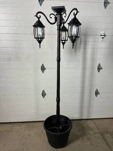 New Solar Powered LED Light Post