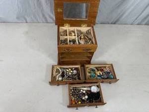 Jewelry Box with Contents