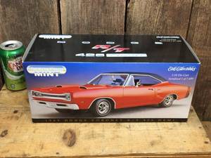 lot 104 image: ERT Collectables - American Muscle Mint - 1969 Dodge Coronet RT 426 Hemi