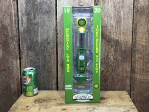 lot 114 image: Gearbox Collectible LE John Deere 1920 Coin BankGas Pump