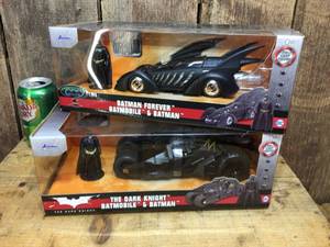 lot 131 image: 2 JADA Batman Die Cast Vehicles - Batmobile