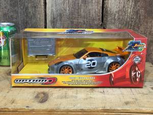 lot 135 image: JADA 20th Anniversary - 2003 Nissan 350Z - Die Cast