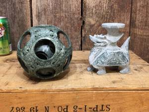 lot 149 image: Carved Oriental Green 6-Layer Ball Puzzle and Dragon