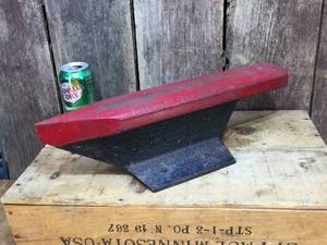lot 216 image: Custom 16 Anvil