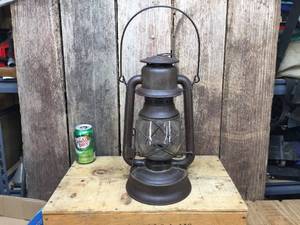 lot 232 image: Vintage Embury Supreme No. 160 Lantern