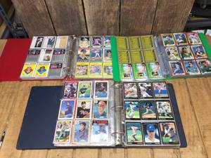 lot 251 image: 3 Albums Mostly 1980s-90s Baseball Cards