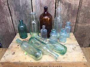 lot 267 image: Antique Bottles with Round Bottom Soda Bottles - Neat