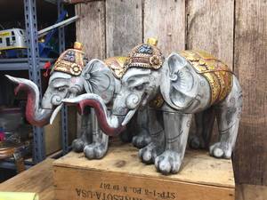 lot 275 image: 2 Puzzle Type Put Together Elephant Figures