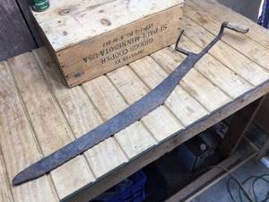 lot 276 image: Antique Hay Knife