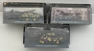 lot 26 image: Misc. Military Vehicles (Most NIB) All Have Crack Or Cut In Plastic Cases Present