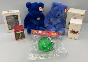 lot 41 image: Misc. Vintage Toys, Hallmark Keepsake Ornaments Including Barbie & More