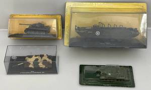 lot 18 image: Misc. Military Vehicles (Most NIB) Loose Pieces Present