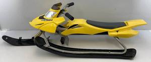 lot 85 image: Vintage ROTAX 800R Snow Racer Sled Misc.