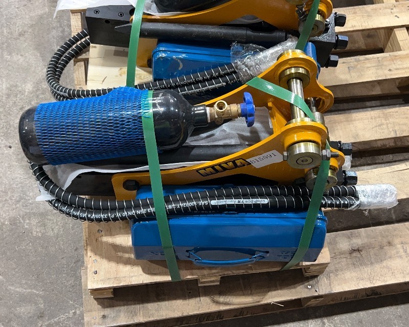 lot 181 image: Excavator Hydraulic Breaker