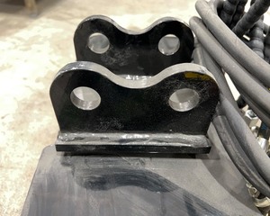 lot 103 image: Mini Hedge Cutter Attachment