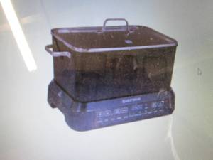 lot 37 image: West Bend 6-Qt. Versatility Cooker ...