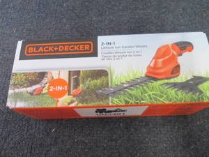 lot 41 image: BLACKDECKER 3.6V Lithium 2-in-1 Ga...