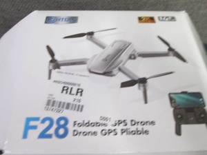 lot 76 image: Contixo F28 2K Wi-Fi Camera Foldabl...