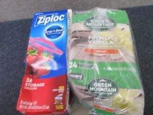 lot 135 image: Gallon Ziplock Bags, French Vanilla...