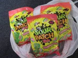 lot 257 image: 6- 8 oz Sour Patch Kids Watermelon...