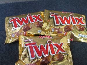lot 291 image: 3- 10.83 oz Twix Fun Size...