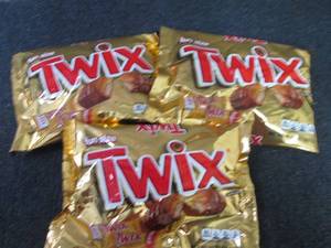lot 295 image: 3- 10.83 oz Twix Fun Size...