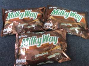lot 301 image: 3- 10.65 oz Milky Way Fun Size...