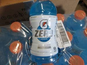 lot 379 image: 15- 28 oz Gatorade Zero Cool Blue...