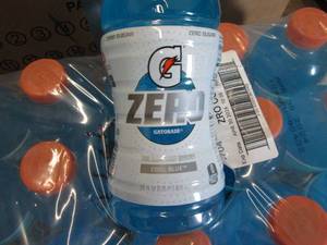 lot 381 image: 15- 28 oz Gatorade Zero Cool Blue...