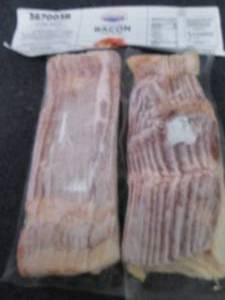 lot 429 image: CC  2-1.5 lb Daily Choice FROZEN Hi...