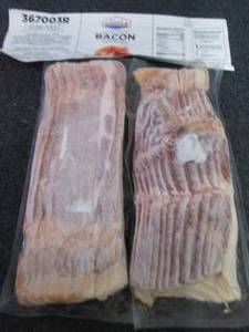 lot 431 image: CC  2-1.5 lb Daily Choice FROZEN Hi...