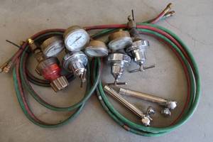 lot 24 image: WELDING