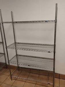 lot 47 image: COMMERCIAL 4 TIER CHROME WIRE SHELF