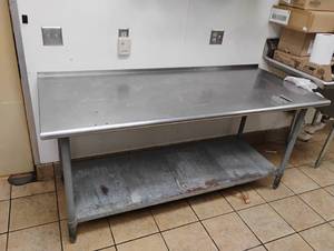 lot 72 image: COMMERCIAL STAINLESS STEEL TABLE