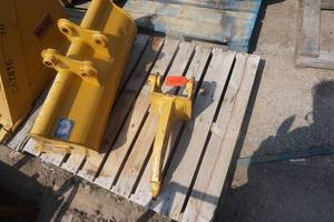 lot 21 image: Teran Brand Mini Excavator Ripper Attachment