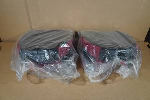 lot 6 image: 2 Boat Seats