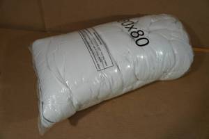 lot 17 image: Queen Pillow Mattress Topper