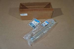 lot 38 image: Fluid Level Gage