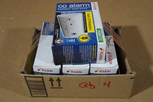 lot 106 image: 4 Kidde Battery Powered CO Alarms
