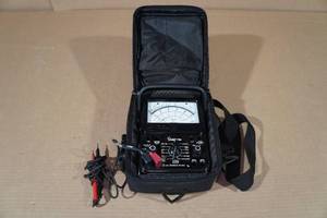 lot 108 image: Simpson 260 VoltOhm Meter