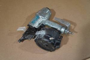 lot 121 image: Hitachi Coil Siding Nailer