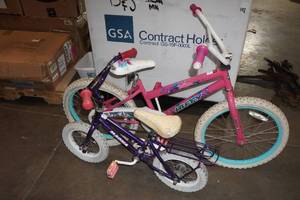 lot 162 image: 2 Girls Bikes