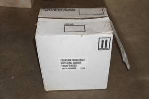 lot 179 image: 2 2.5 Gallon Superconcentrated Aqueous Based Manual Parts Cleaner
