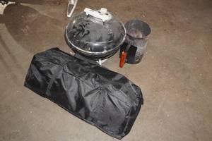 lot 182 image: Weber Charcoal Grill with Charcoal Starter and Tent