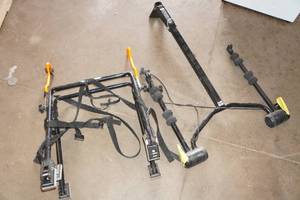 lot 185 image: Road Gear Bike Hitch Mount with Bike Rack